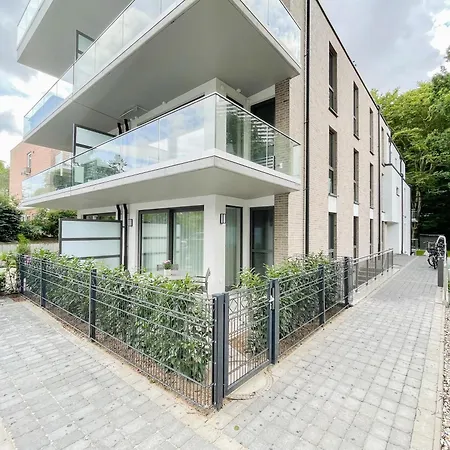 Strandlaeufer * Timmendorfer Strand