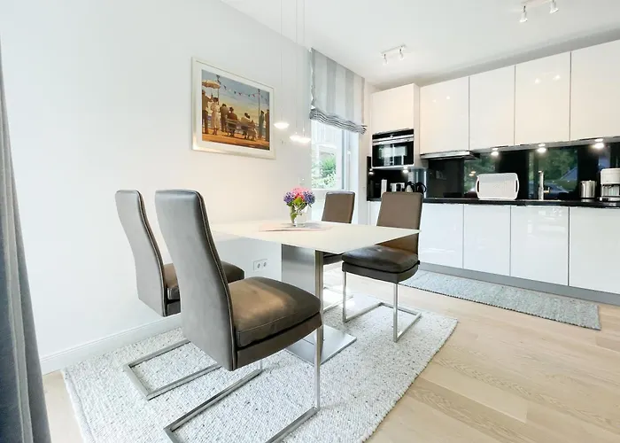 Strandlaeufer Timmendorfer Strand